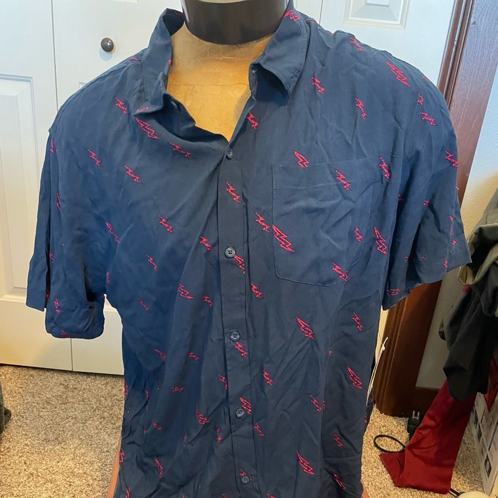LuLaRoe Mens XL Blue Lightning Michael Short Sleeve Button Down